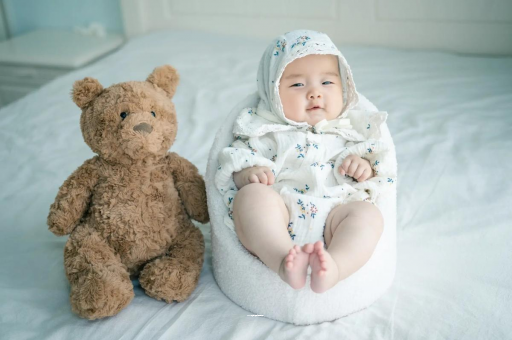 巴彦淖尔宝宝吃不饱母乳的症状